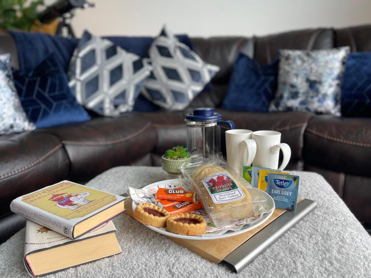 The Mermaids Watch Pendine Dog Friendly With Cymru Holidays 외부 사진